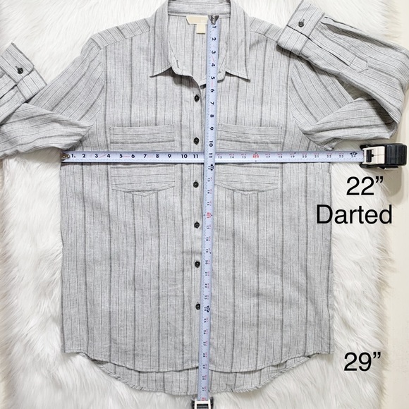 SOLD-Michael Kors Black and Gray Stripe Roll Tab Sleeve Linen Blend Buttondown - Picture 8 of 8